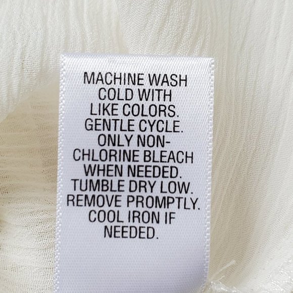 Candie's Cream Layered Chevron Lace Layered Sleeveless Top, Size L - Picture 10 of 10